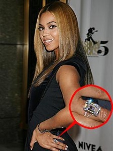 Anillo de compromiso de Beyoncé