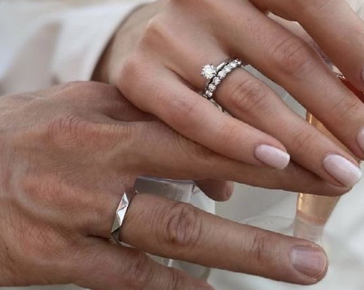 Vidutinės vestuvinių žiedų kainos - kiek turėtumėte išleisti 2024?
